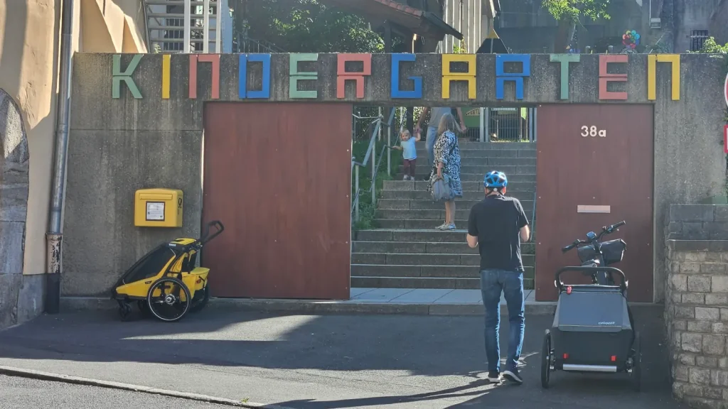 Eingang vom Kindergarten in Randersacker